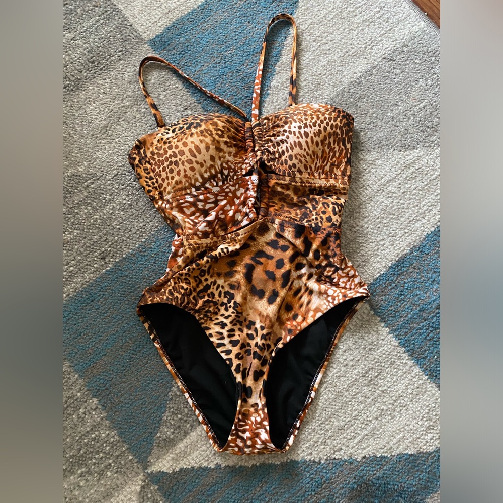 Glam Cheetah cut out - key hole one piece swimsuit
